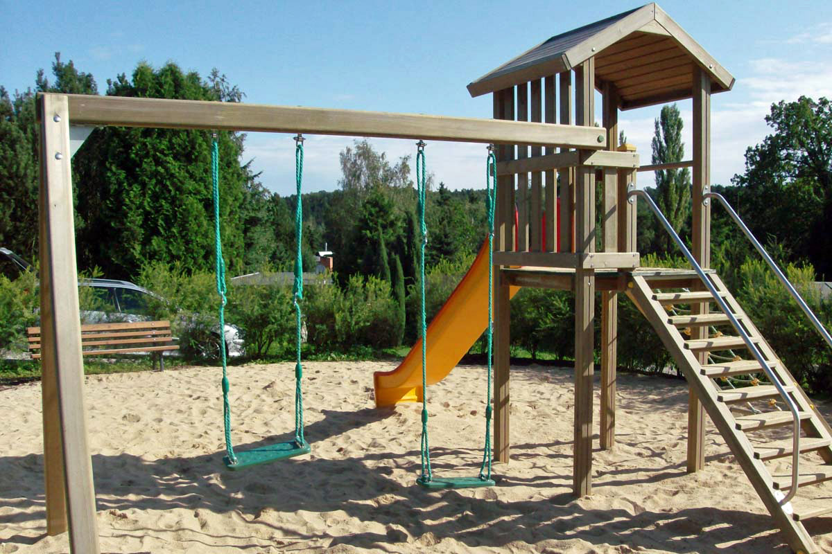 Spielplatz im Bungalowdorf