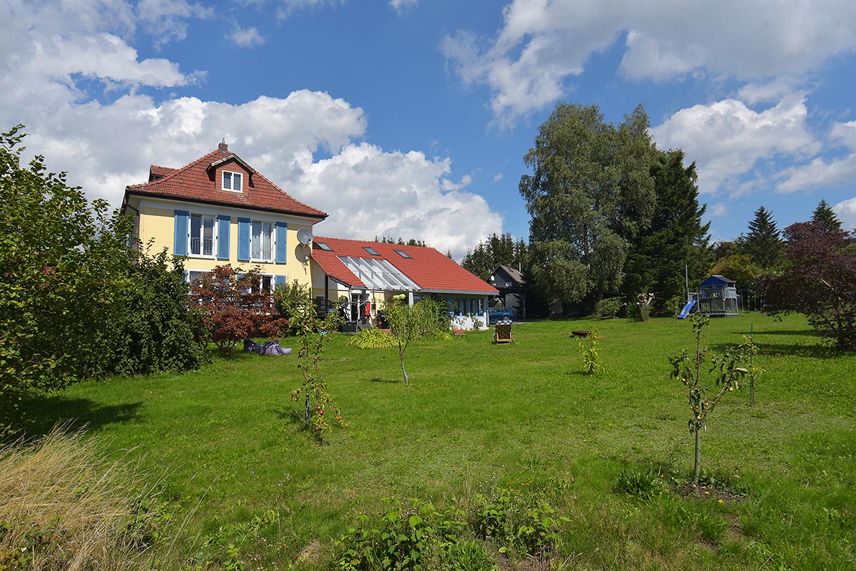 Ferienwohnungen Villa Riedl mit Liegewiese