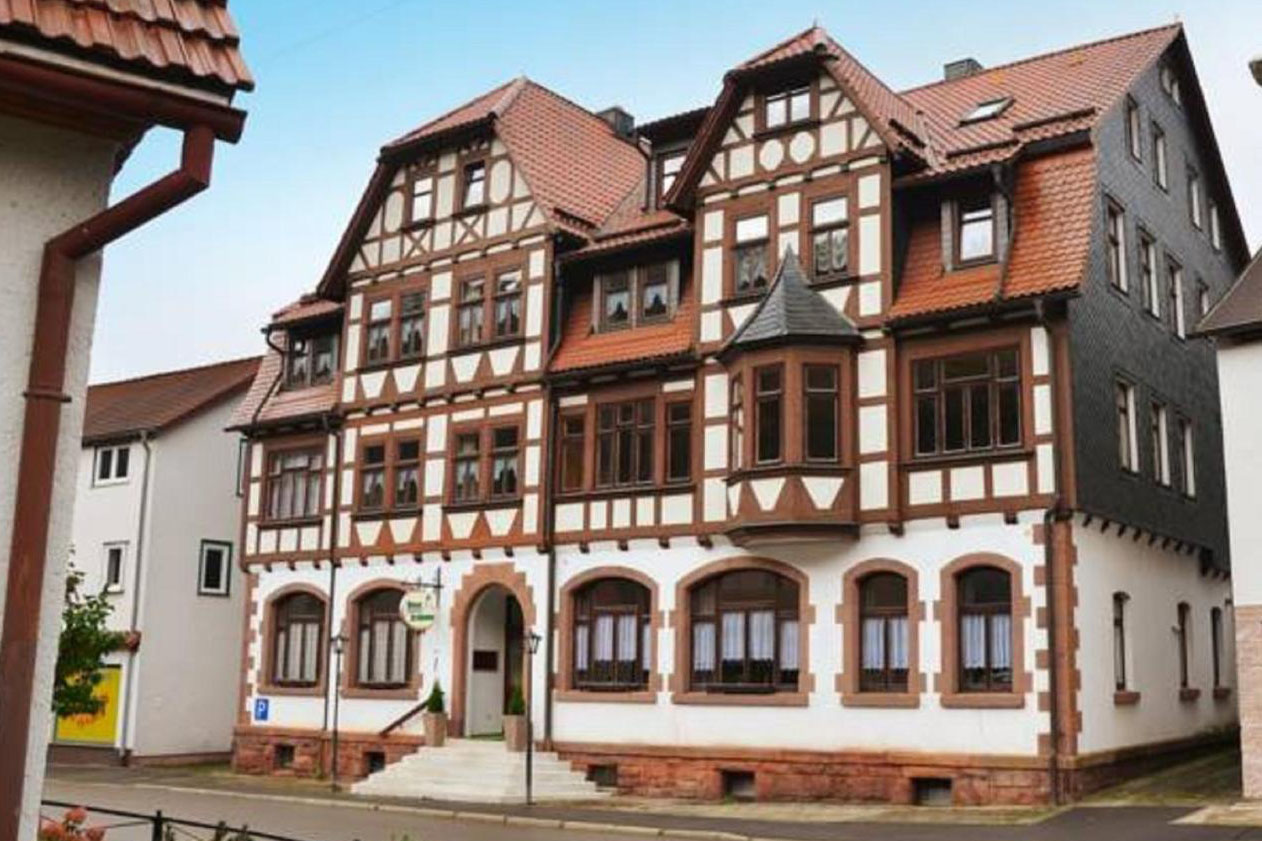 Hotel Zur Hallenburg
