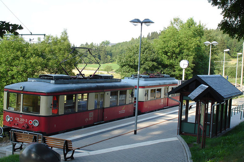 Bergbahn im Sommer