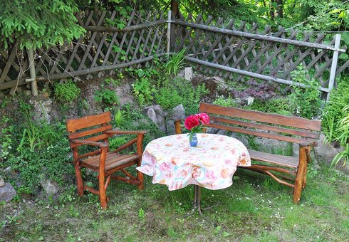 Sitzgelegenheit im Garten