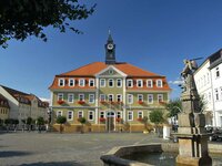 Marktplatz und Rathaus von Ohrdruf