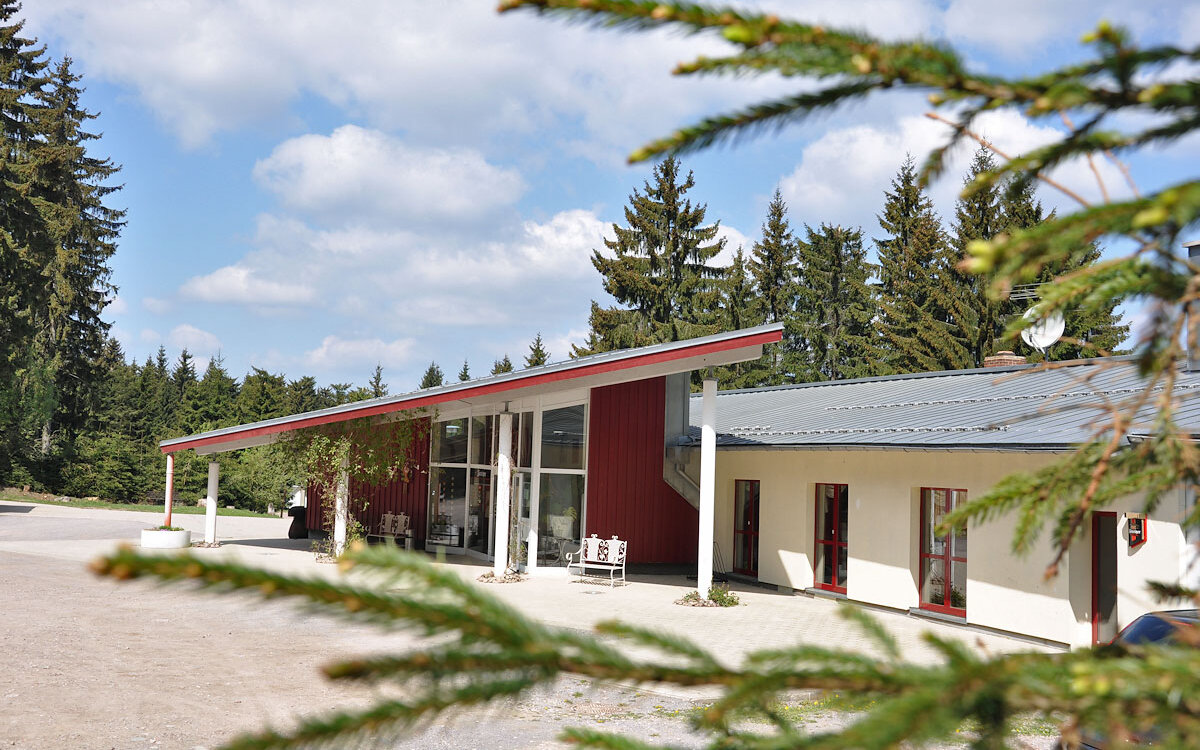 Waldhotel-Rennsteighoehe-Frauenwald-Panorama