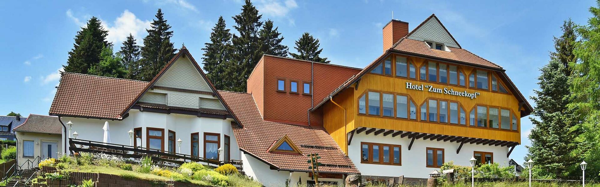 Hotel-Zum-Schneekopf-Gehlberg-Panorama