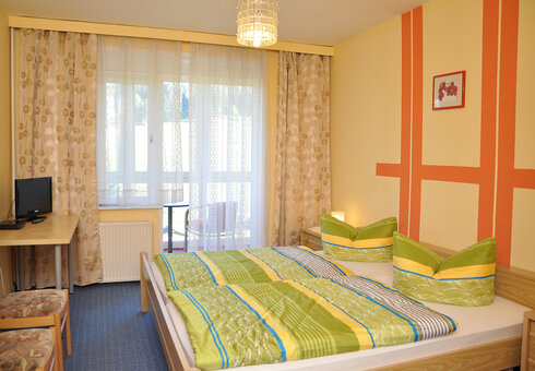 Blick in ein Gästezimmer