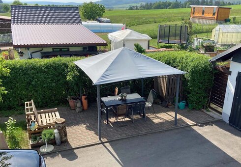 gemütliche Sitzecke im Freien