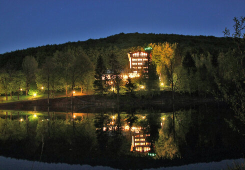 Hotel Reifenstein am Abend