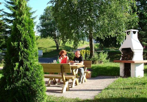 Terrasse mit Kamingrill