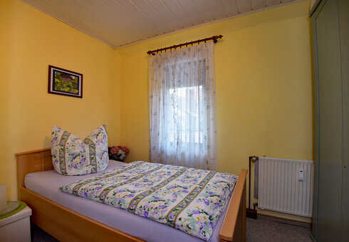 Ferienwohnung 2 (Schlafzimmer)