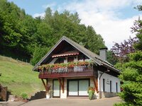 Ferienhaus Haus Sonnenschein, Sommeransicht