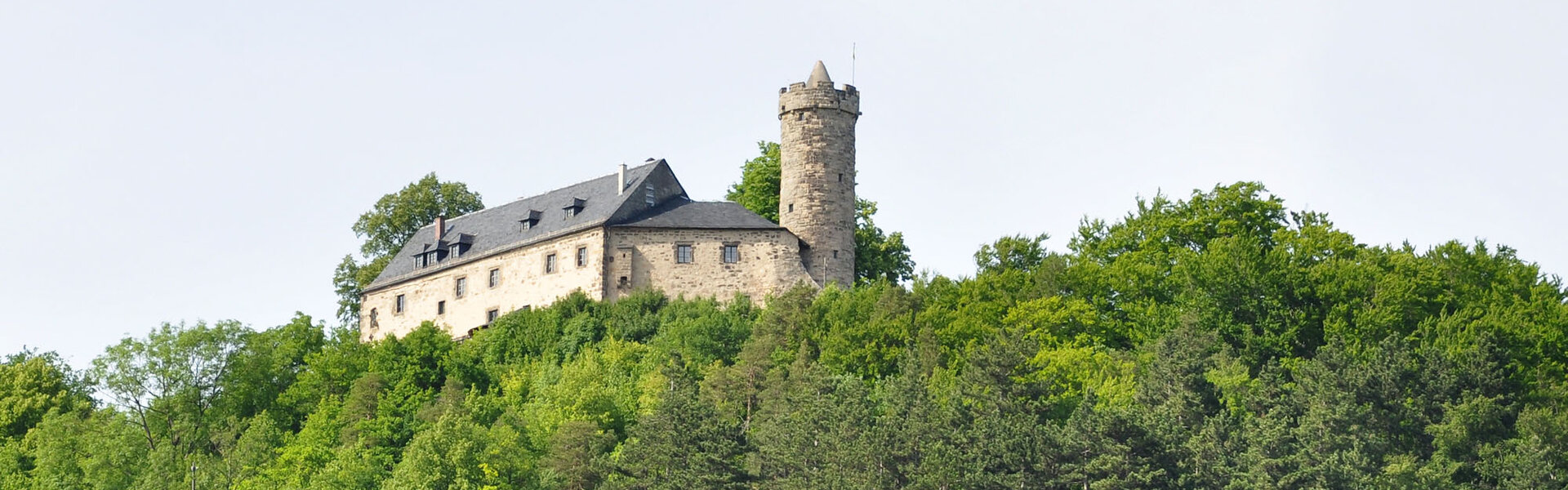 Burg Greifenstein oberhalb von Bad Blankenburg