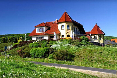 Landhotel-Turmschloesschen-Brotterode