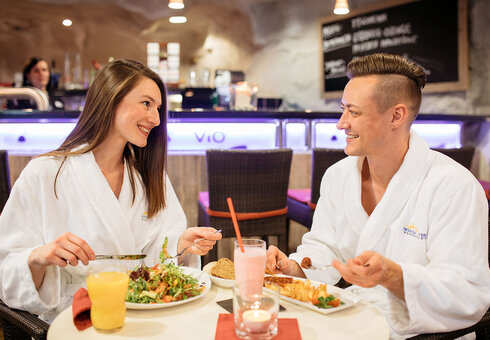 lecker Essen in der Avenida-Therme